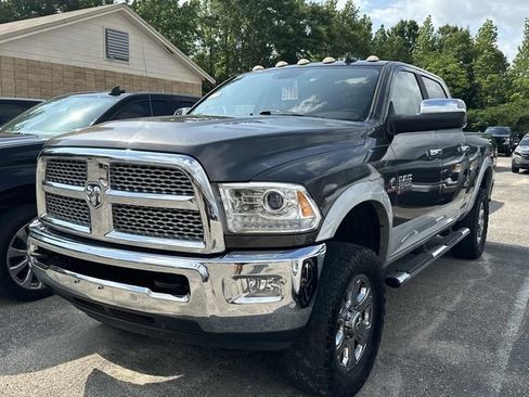 Used 2017 RAM 2500 Laramie w/ Off Road Package AWD/4WD image 4