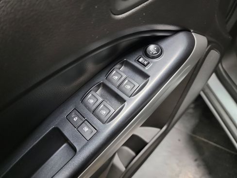 Used 2021 Chevrolet Colorado LT w/ LT Convenience Package image 14