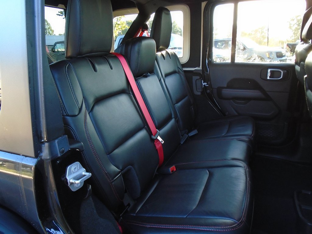 Used 2020 Jeep Wrangler Unlimited Rubicon w/ Quick Order Package 28Y Recon AWD/4WD image 9