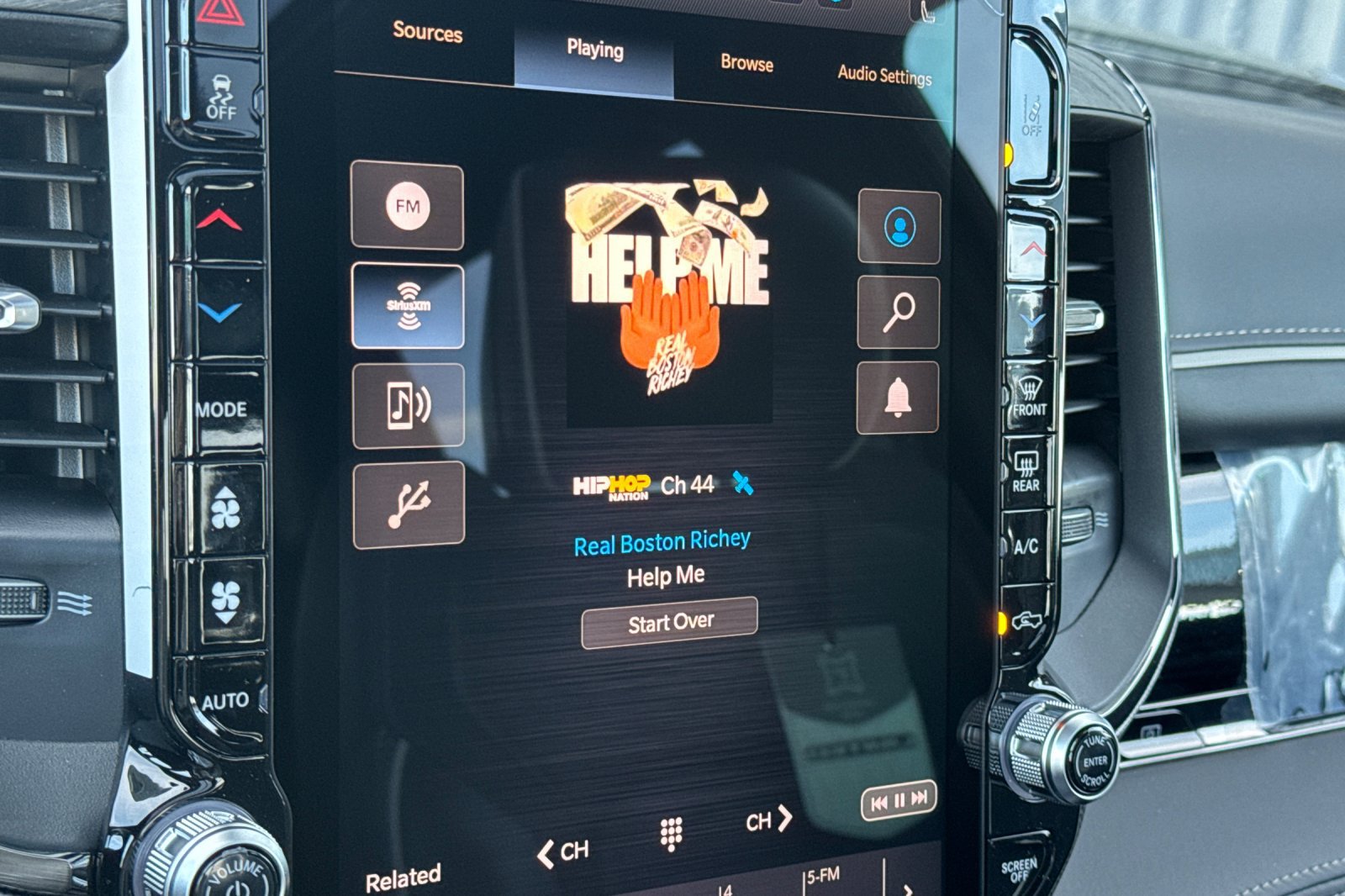 New 2027 RAM 1500 Limited AWD/4WD image 16