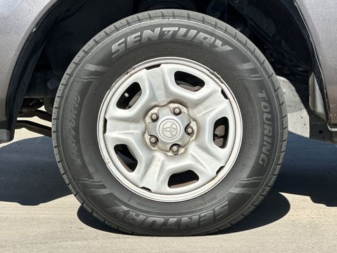 Used 2011 Toyota Tacoma 2WD Access Cab w/ SR5 Pkg #2 image 12