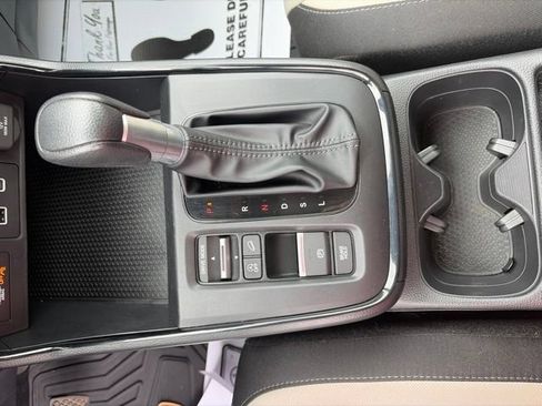 Used 2024 Honda CR-V EX image 13