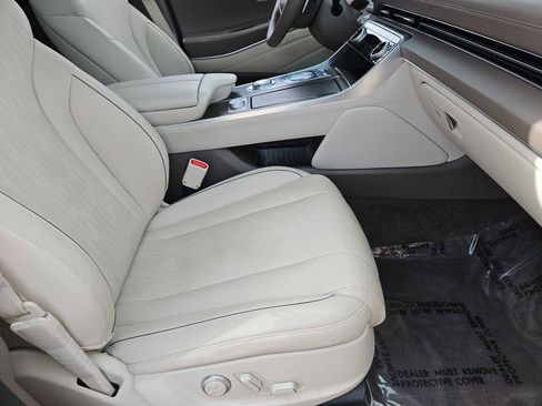 Used 2022 Genesis GV80 2.5T w/ Prestige Package 04 image 22