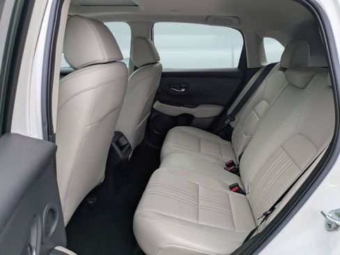 Used 2024 Honda HR-V EX-L image 13