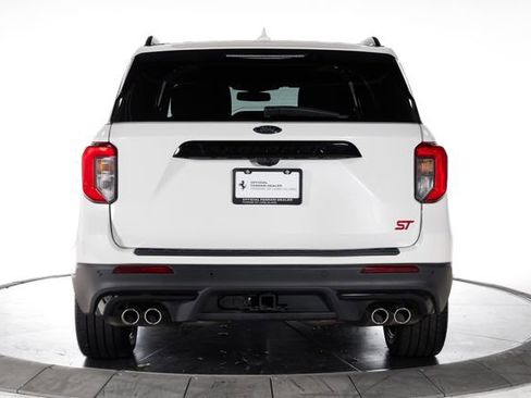 Used 2023 Ford Explorer ST w/ Equipment Group 401A image 4