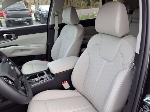 New 2026 Kia Sorento EX image 13