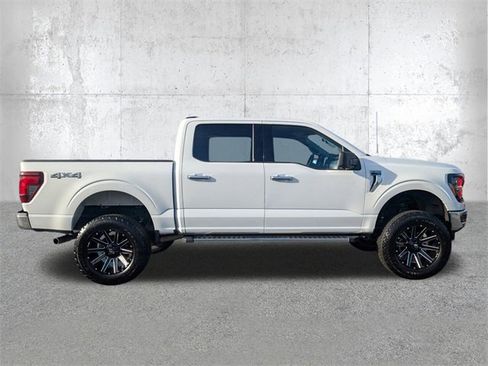 Used 2024 Ford F150 XLT image 3