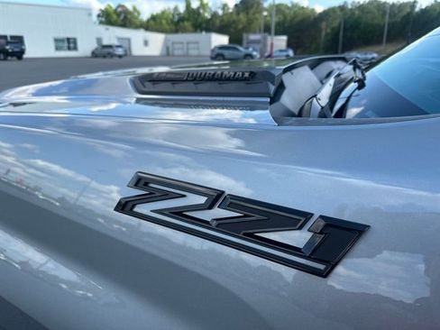 Used 2025 Chevrolet Silverado 2500 LT w/ Trail Boss Package AWD/4WD image 11