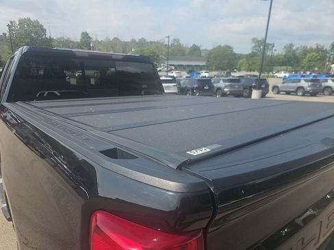Used 2020 Chevrolet Silverado 1500 LT w/ All-Star Edition AWD/4WD image 11