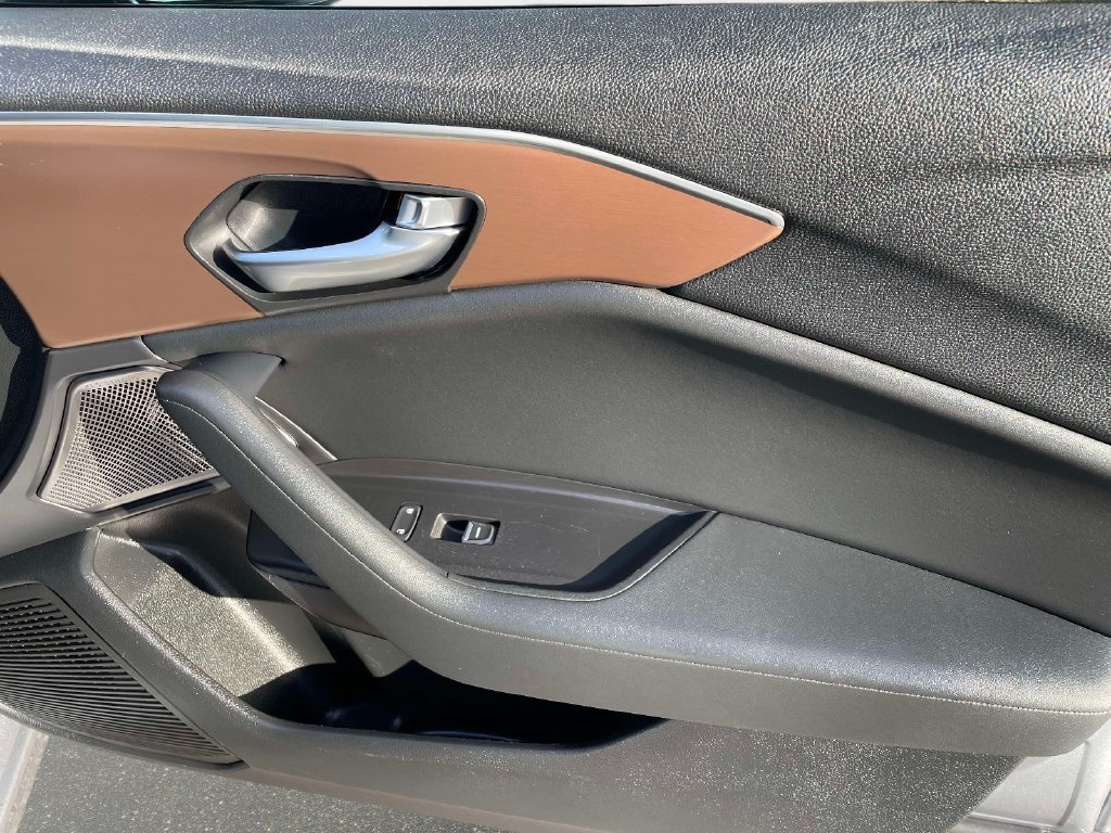 Used 2021 Acura TLX w/ Technology Package FWD image 9