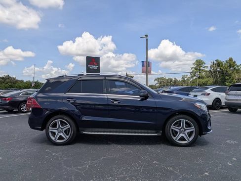 Used 2018 Mercedes-Benz GLE 350 4MATIC image 2