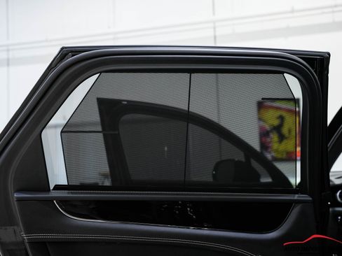 Used 2018 Bentley Bentayga image 63