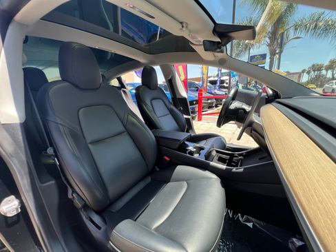 Used 2019 Tesla Model 3 Long Range AWD/4WD image 26