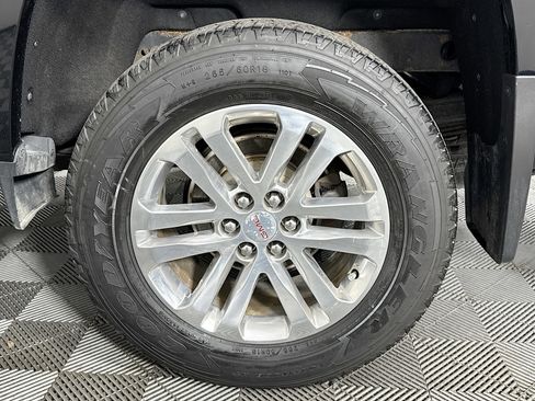 Used 2018 GMC Canyon SLT image 35