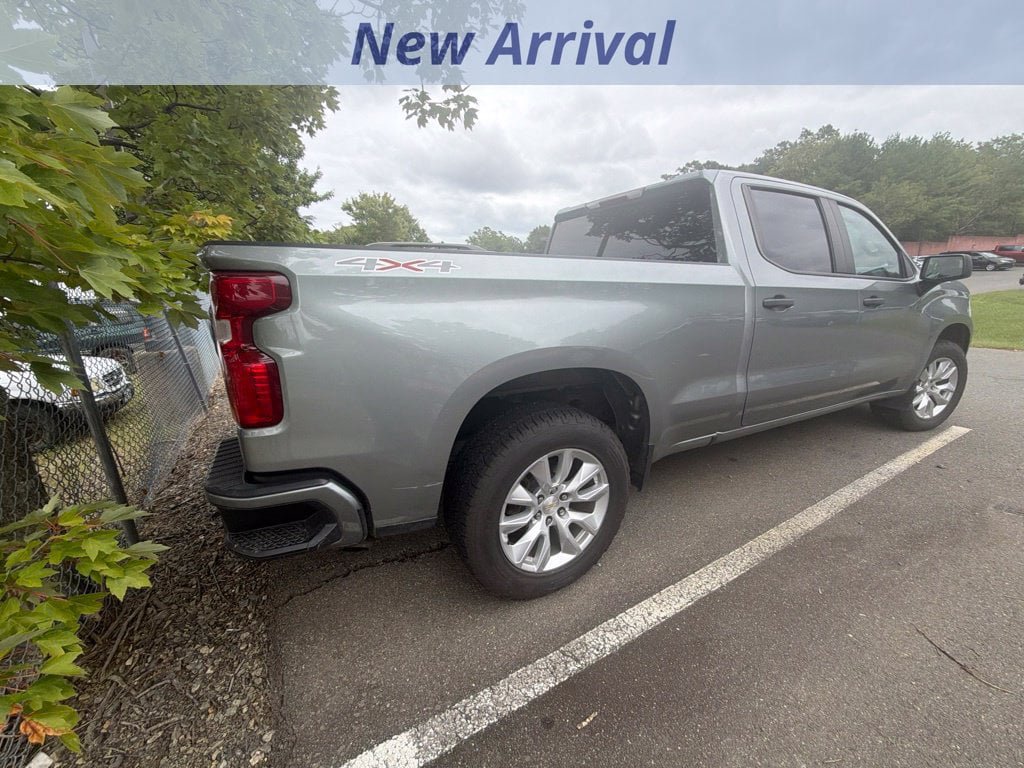 Used 2023 Chevrolet Silverado 1500 Custom AWD/4WD image 7