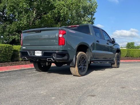 Used 2025 Chevrolet Silverado 1500 LT Trail Boss w/ LT Trail Boss Premium Package AWD/4WD image 3