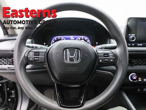 Used 2025 Honda Accord LX image 10