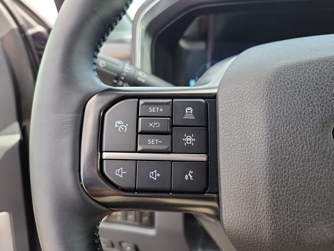 Used 2026 Ford F250 Platinum AWD/4WD image 18
