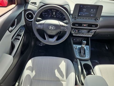 Used 2022 Hyundai Kona SEL w/ Convenience Package image 14