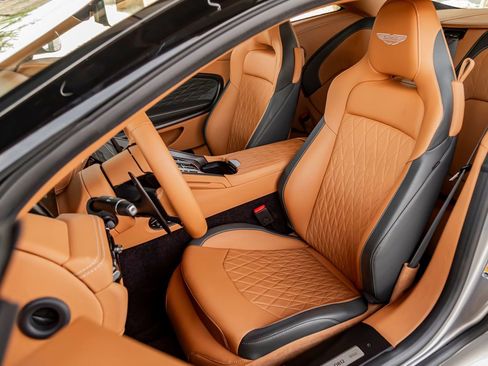 Used 2024 Aston Martin DB12 Coupe image 12