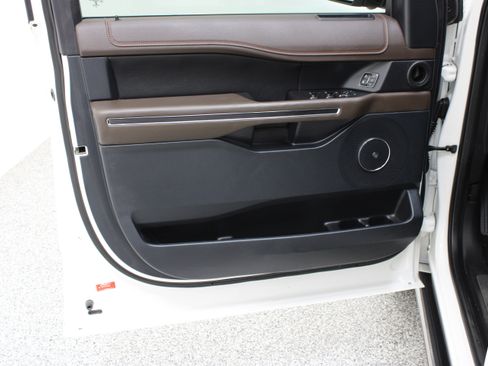 Used 2020 Ford Expedition King Ranch w/ Cargo Package RWD image 12