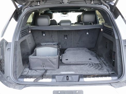 Used 2025 Land Rover Range Rover Sport Dynamic SE image 10