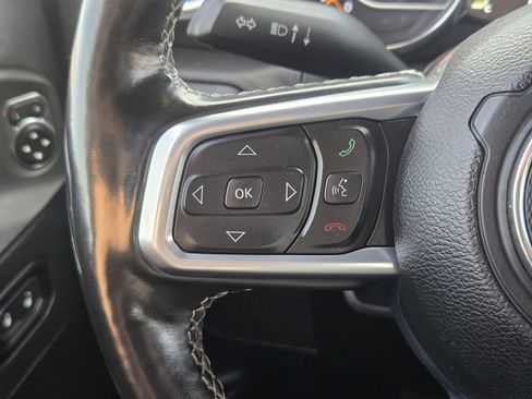 Used 2021 Jeep Wrangler Unlimited Sahara image 28