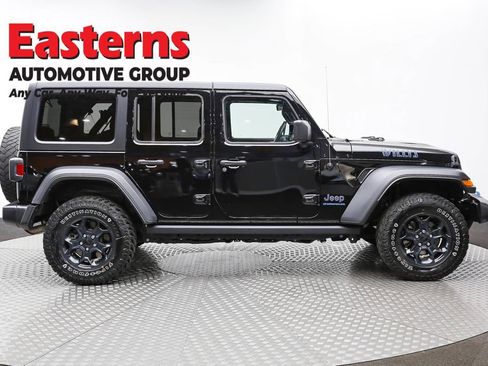 Used 2023 Jeep Wrangler Unlimited w/ Dual Top Group image 4