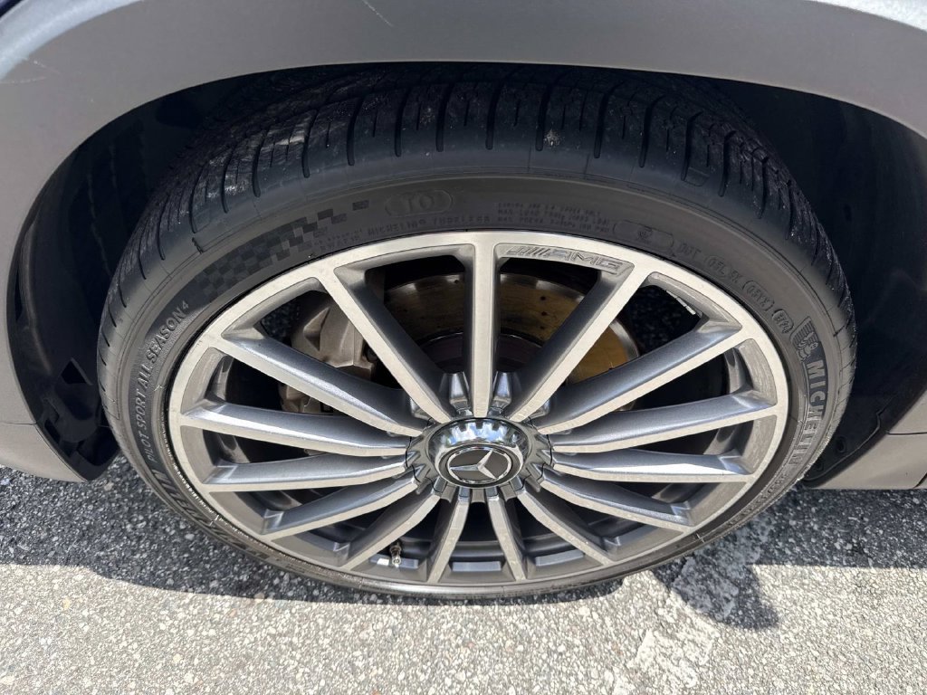 Used 2022 Mercedes-Benz GLB 35 AMG 4MATIC image 11