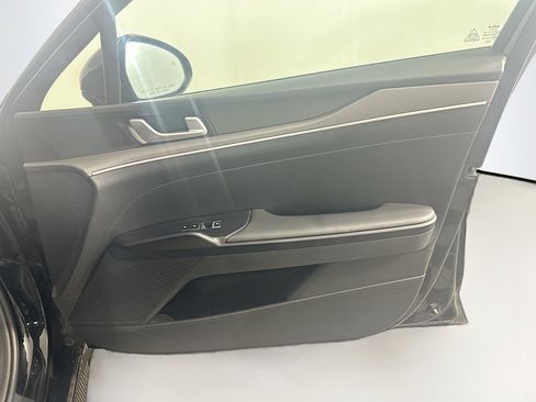 Used 2025 Kia K5 LXS FWD image 32