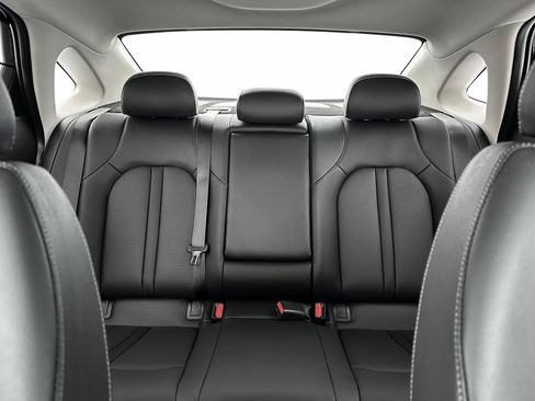 New 2025 Hyundai Sonata Limited FWD image 16