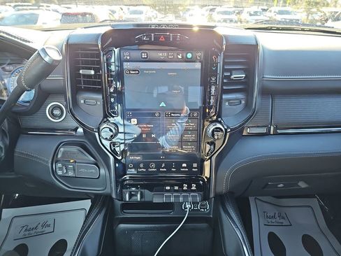 Used 2022 RAM 2500 Limited image 23