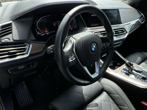 Used 2023 BMW X5 xDrive40i w/ Luxury Seating Package AWD/4WD image 17