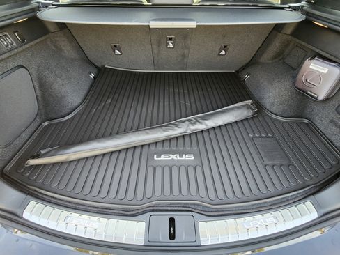 New 2026 Lexus RX 450h AWD image 23