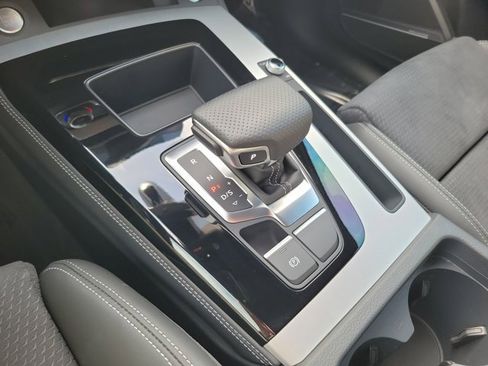 Certified 2024 Audi Q5 e Premium Plus w/ Premium Plus Package image 31