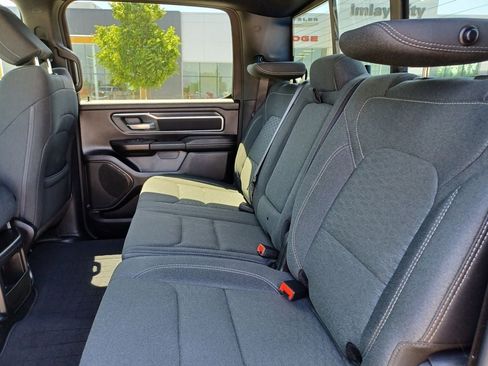 Used 2025 RAM 1500 Big Horn AWD/4WD image 29