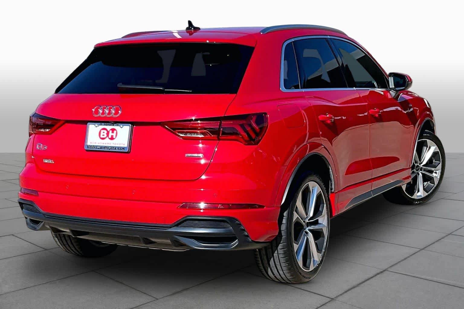 Used 2020 Audi Q3 2.0T Premium Plus w/ Premium Plus Package AWD/4WD image 13