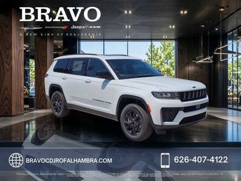 New 2026 Jeep Grand Cherokee L 4WD image 1
