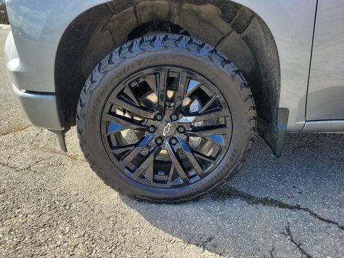 Used 2023 Chevrolet Silverado 1500 RST w/ Convenience Package II image 12