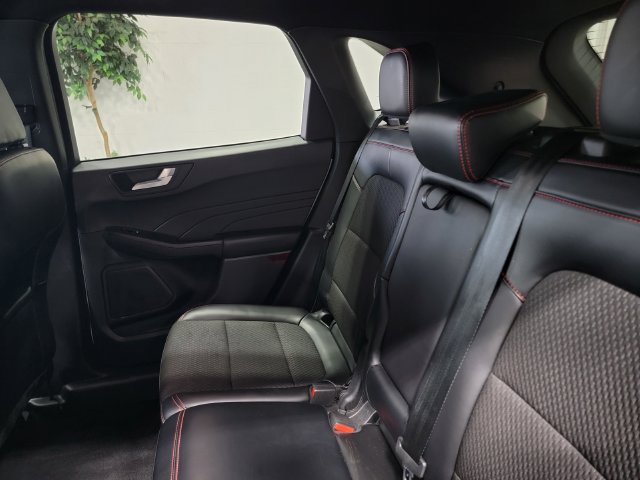 Used 2023 Ford Escape ST-Line w/ Tech Pack #1 AWD/4WD image 13