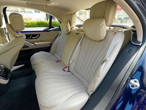 Used 2023 Mercedes-Benz S 500 4MATIC w/ AMG Line image 75