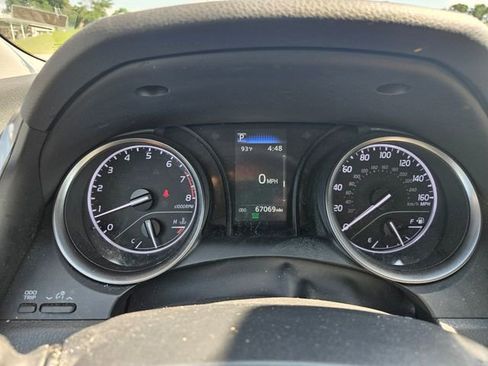 Used 2024 Toyota Camry SE FWD image 15