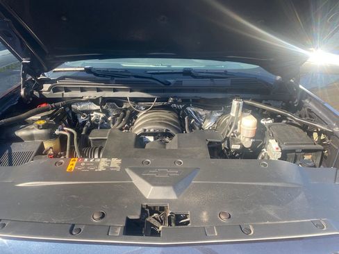 Used 2018 Chevrolet Silverado 1500 LTZ Z71 w/ Centennial Edition image 23