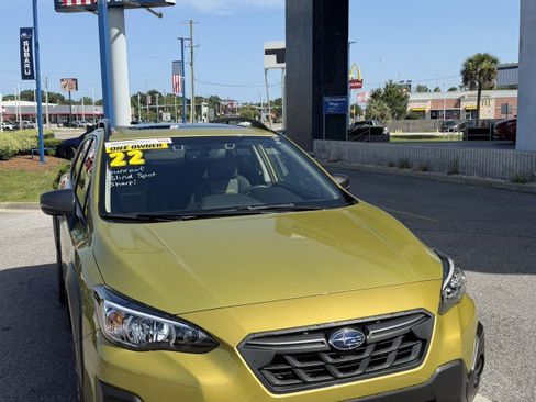 Certified 2022 Subaru Crosstrek 2.5i Sport w/ Moonroof Package AWD/4WD image 1
