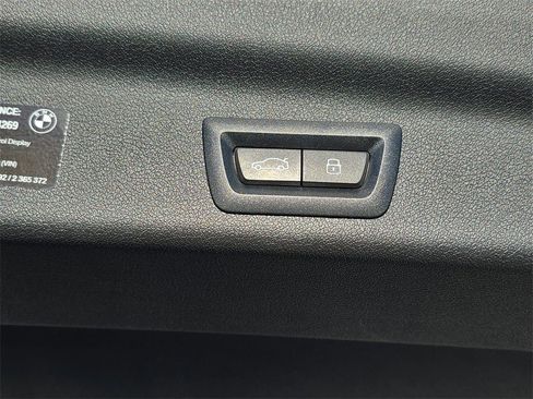 Used 2025 BMW X1 xDrive28i image 16