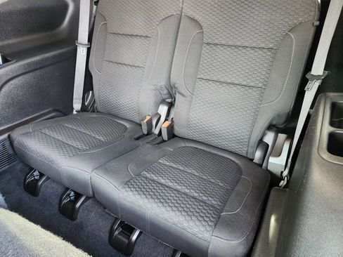 Used 2019 GMC Acadia SLE image 31