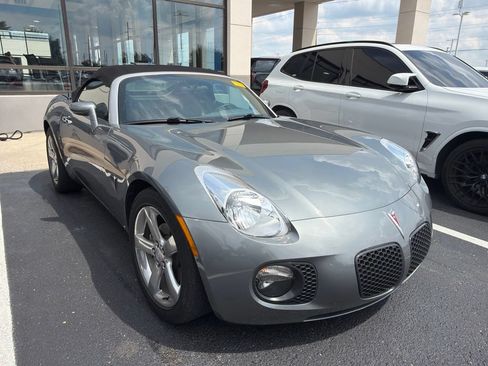 Used 2007 Pontiac Solstice GXP w/ Premium Package RWD image 4