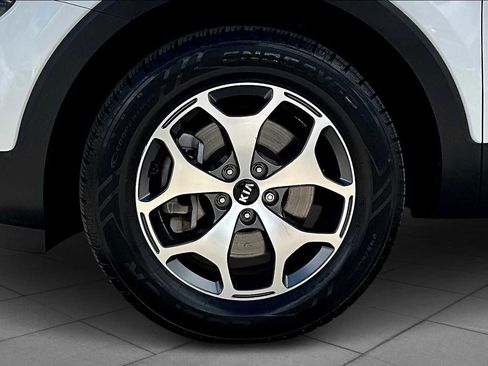 Used 2021 Kia Telluride EX w/ Towing Package image 10