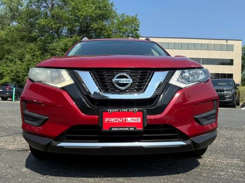 Used 2017 Nissan Rogue SV AWD/4WD image 13
