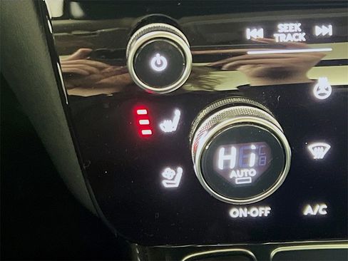 Used 2022 INFINITI QX60 Sensory w/ Cargo Package image 21